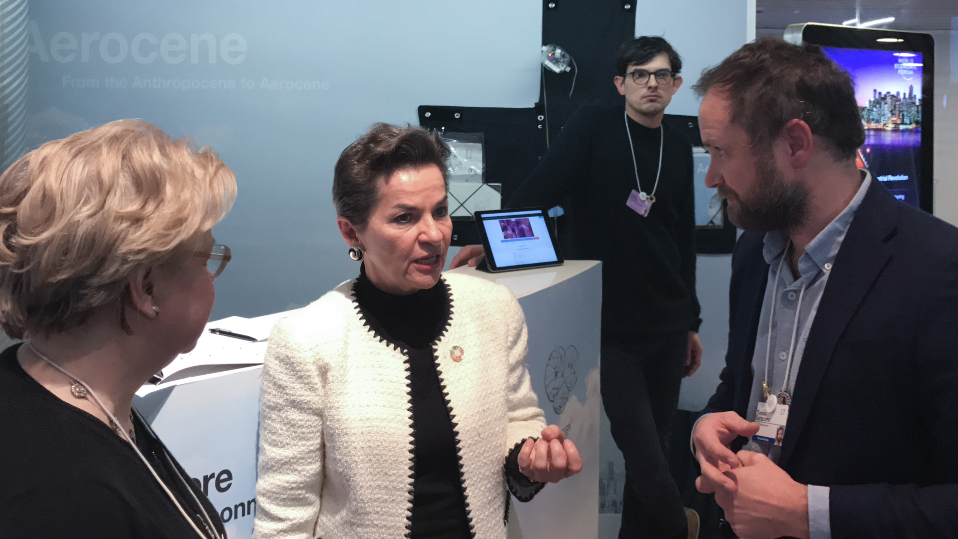 Aerocene, at the World Economic Forum Annual Meeting 2017, Davos, Switzerland. Together with Lodovica Illari, MIT EAPS, and Nick Shapiro, PublicLab. The project is developed by Aerocene Foundation. From left to right: Lodovica Illari, Department of Earth, Atmospheric and Planetary Sciences at the Massachusetts Institute of Technology (MIT); Executive Secretary of the UN Framework Convention on Climate Change (UNFCCC), Christiana Figureres; Tomás Saraceno. (Credit: © Photography by Studio Tomás Saraceno, 2017)